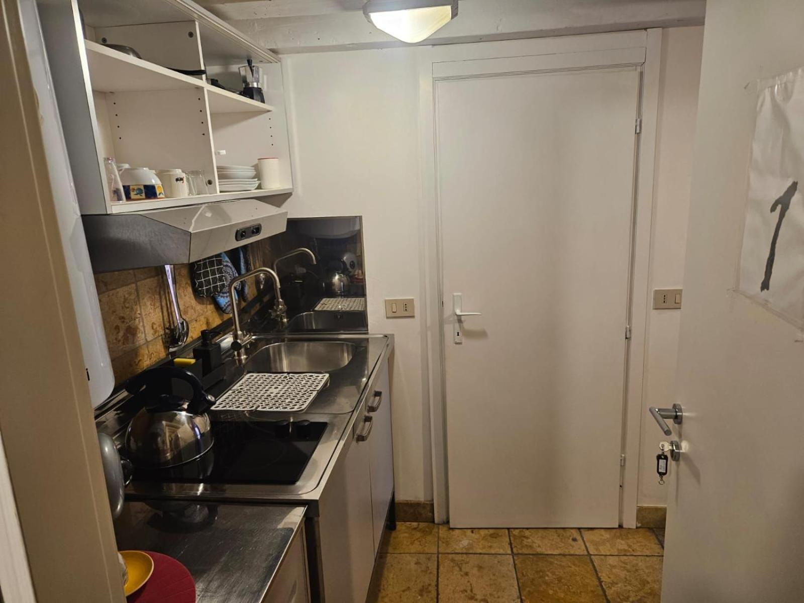 Lovely Apartment 207042-Loc-03236 Venecia Exterior foto